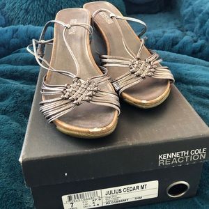 Kenneth Cole Reaction Metallic Wedge Sz 7